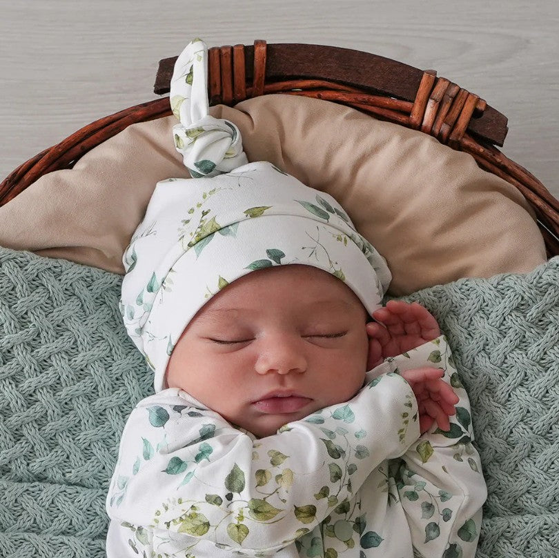 "Snuggle Hunny" - Knotted Baby Beanie