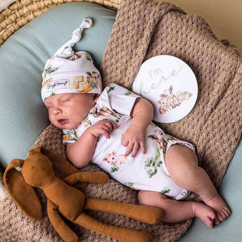 "Snuggle Hunny" - Short Sleeve Bodysuit - Farm