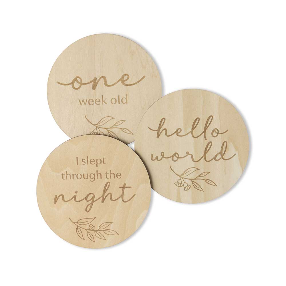 "Snuggle Hunny" - Wooden Milestones - GUMLEAF