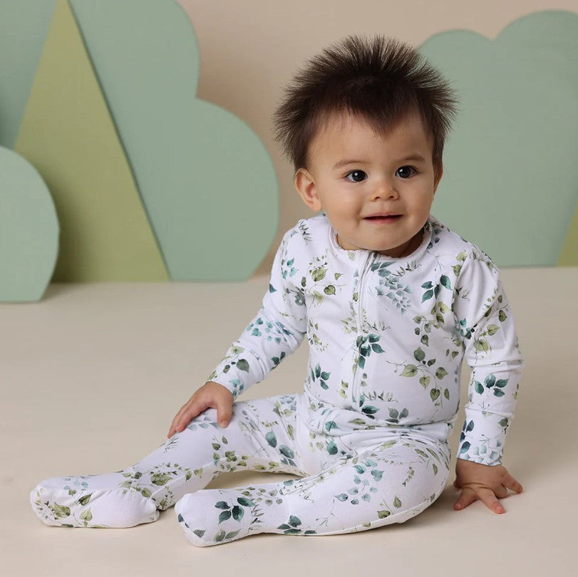 "Snuggle Hunny" - Sleepsuit - Eden