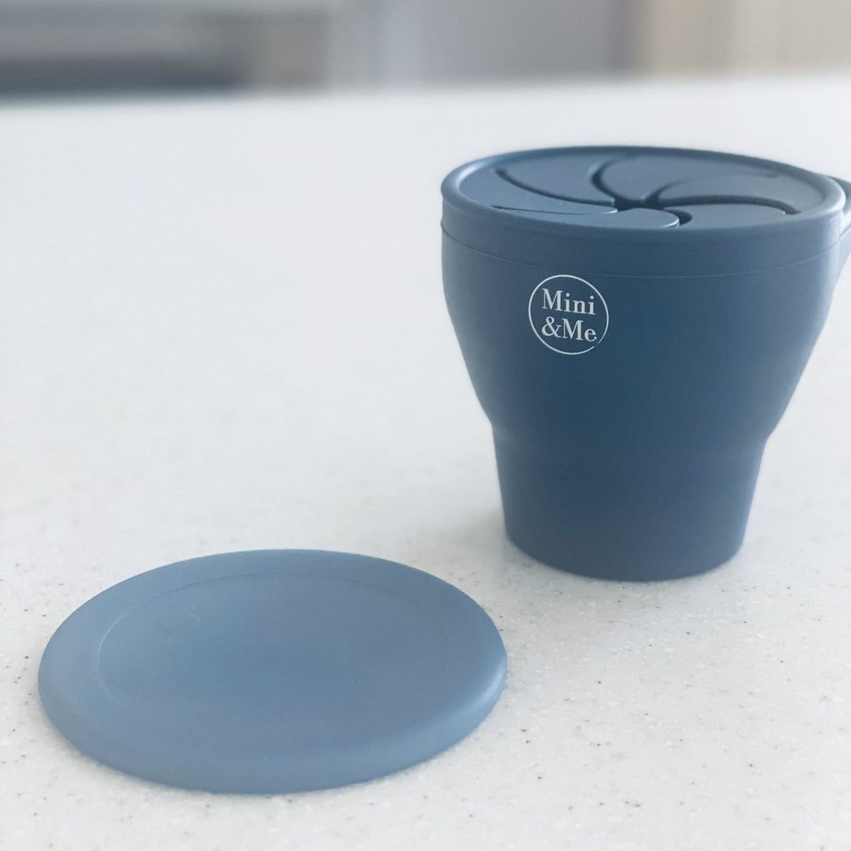 "Mini & Me" - Collapsible Snack Cup with Lid