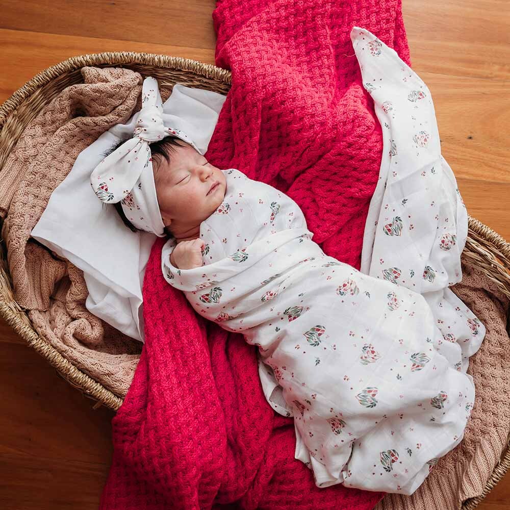 "Snuggle Hunny" - Diamond Knit Baby Blanket