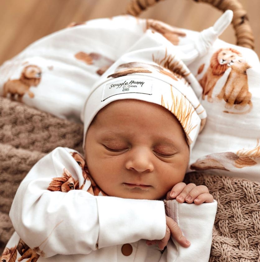 "Snuggle Hunny" - Knotted Baby Beanie