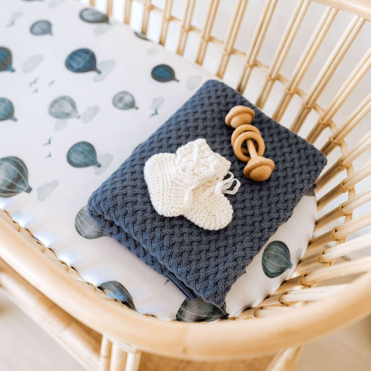 "Snuggle Hunny" - Diamond Knit Baby Blanket