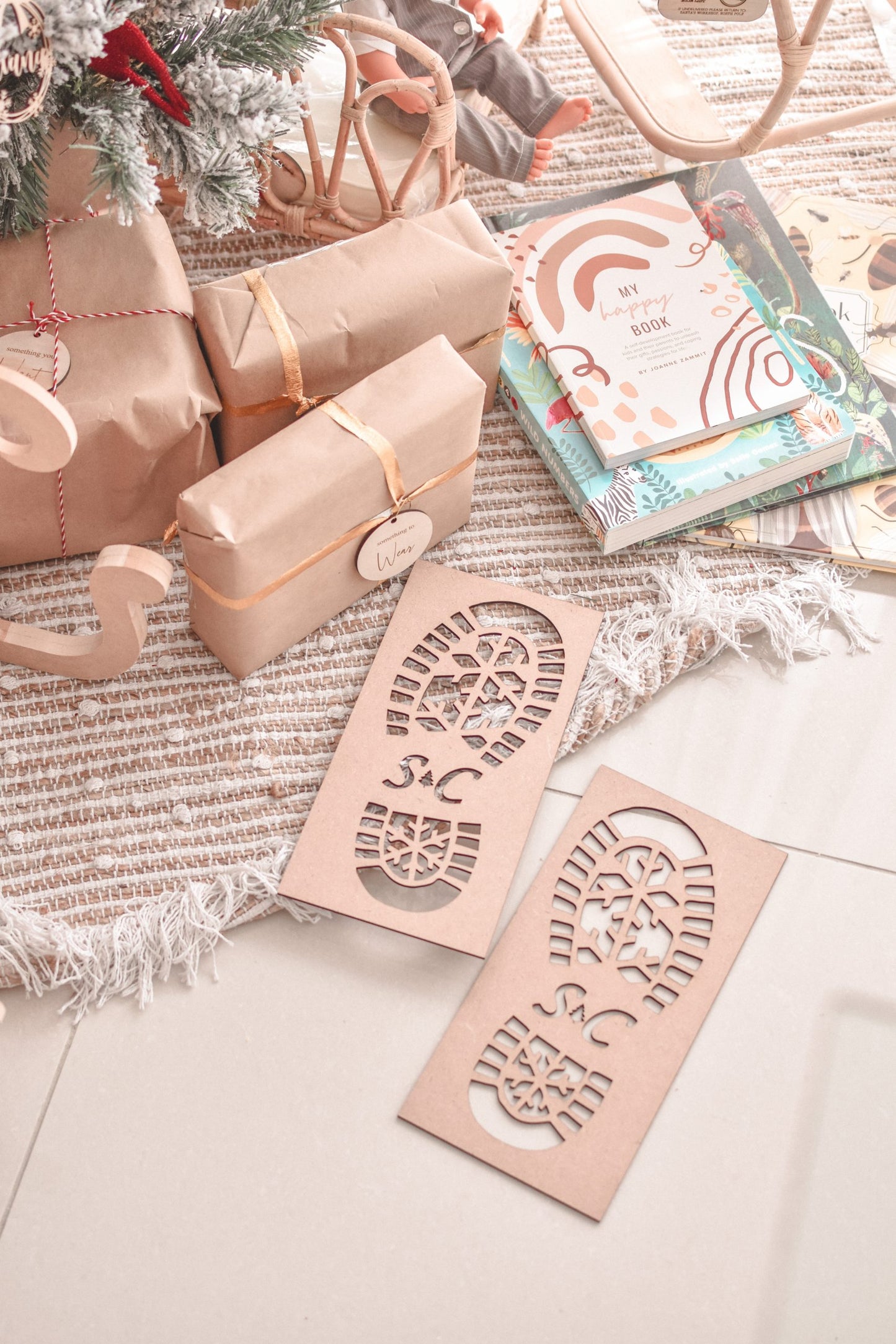 "Christmas" - Santa Claus Boot Stencil