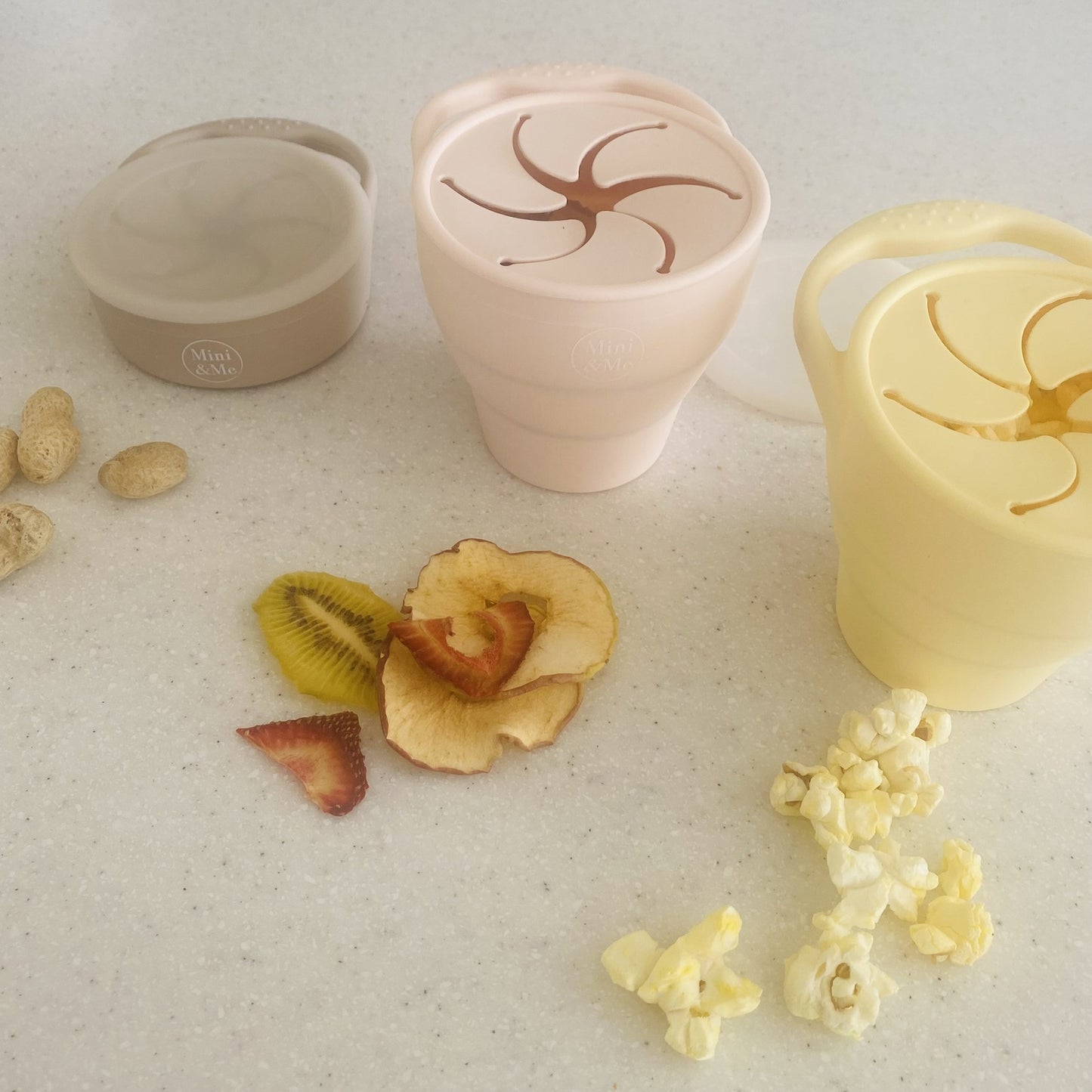 "Mini & Me" - Collapsible Snack Cup with Lid