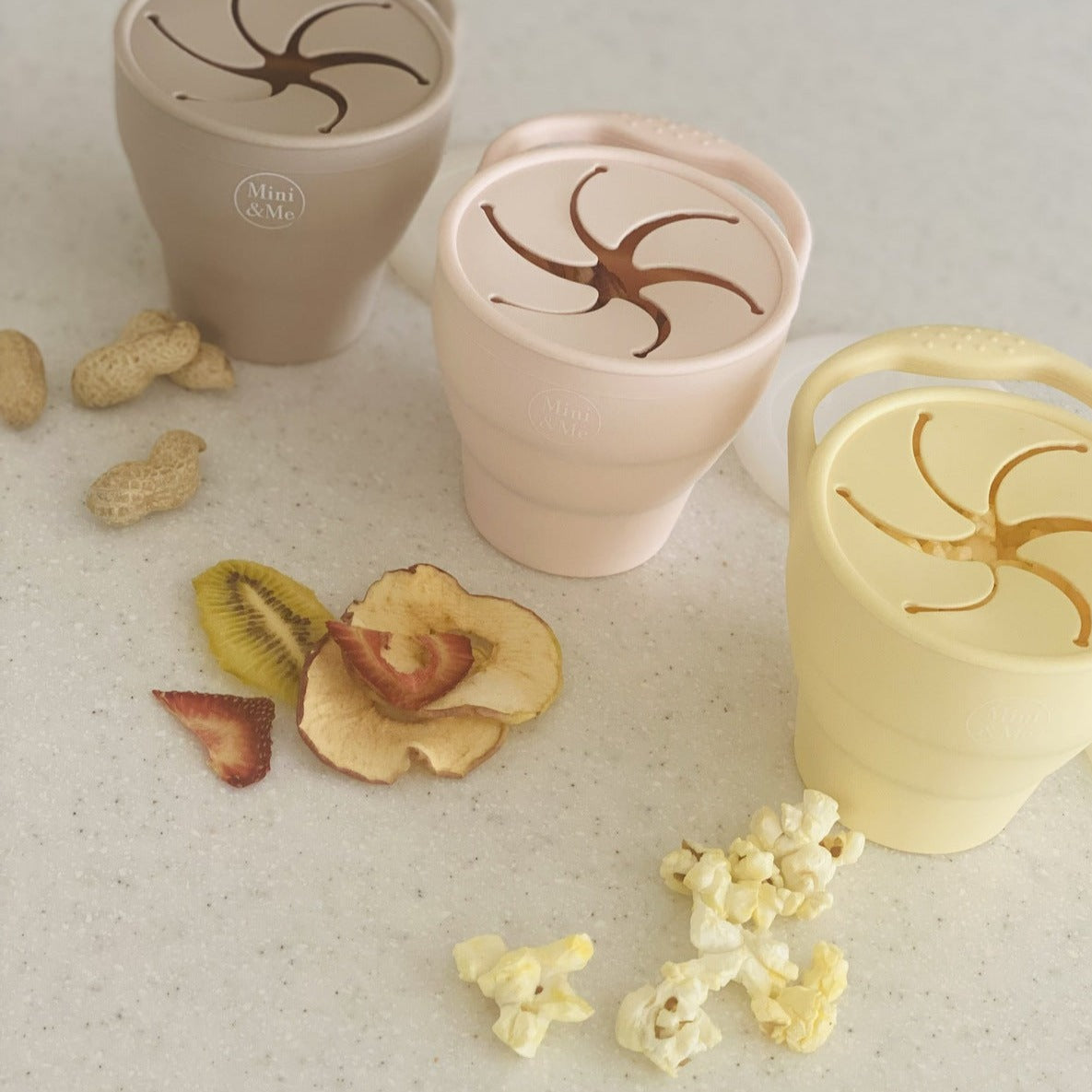 "Mini & Me" - Collapsible Snack Cup with Lid