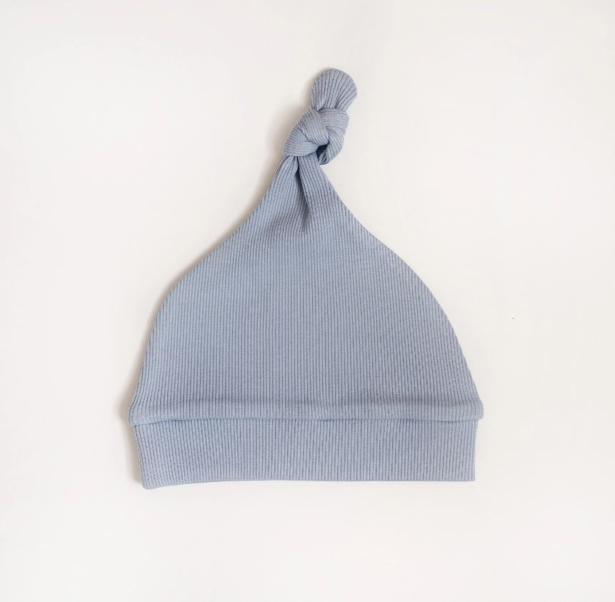 "Snuggle Hunny" - Knotted Baby Beanie