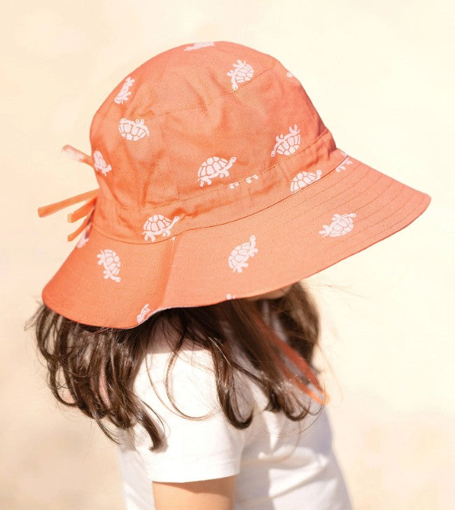 "Toshi" - Sunhat Dreaming - Turtle
