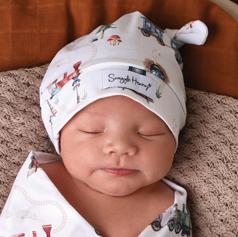 "Snuggle Hunny" - Knotted Baby Beanie