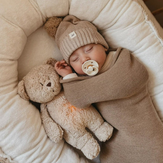 "Moonie" - Organic Humming Bears