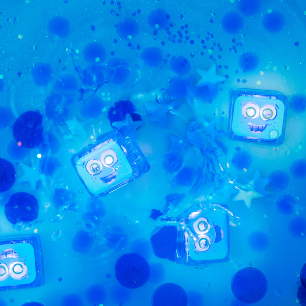 "Glo Pals" - Water Activated Light Up Cubes