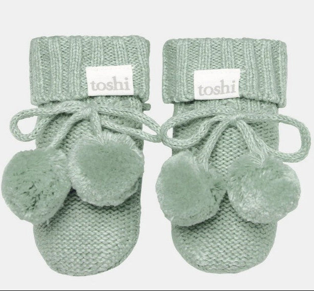 "Toshi" - Organic Booties (000)