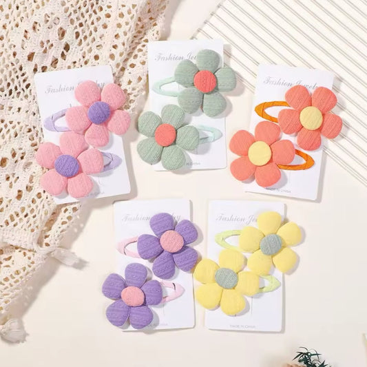 "Little Loves Boutique" - Flower Hairclips - 2 Pieces