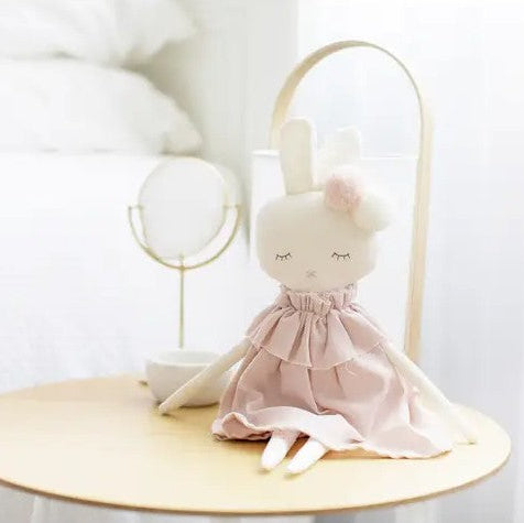 "Alimrose" - Isabelle Bunny