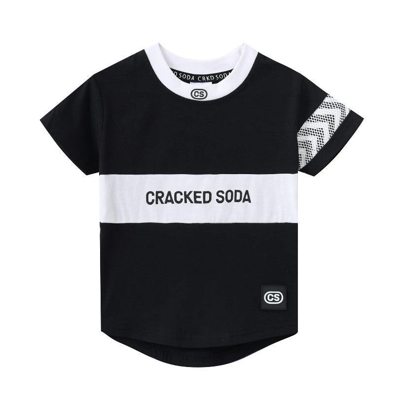 "Cracked Soda" - Luca Detailed Tee - Black
