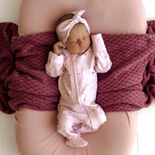 "Snuggle Hunny" - Sleepsuit - Twinkle