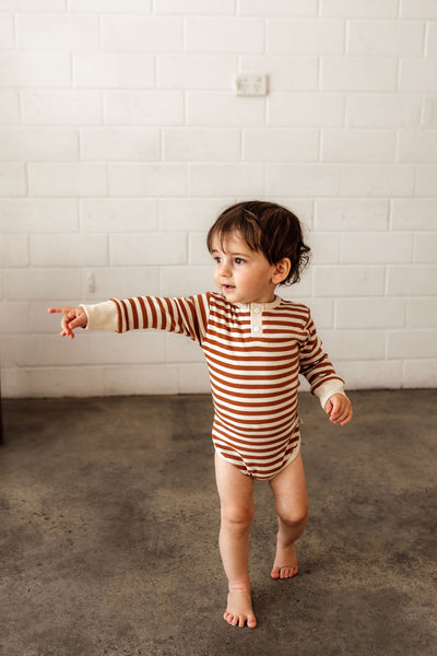 "Snuggle Hunny Kids" - Long Sleeve Bodysuit - Biscuit Stripe