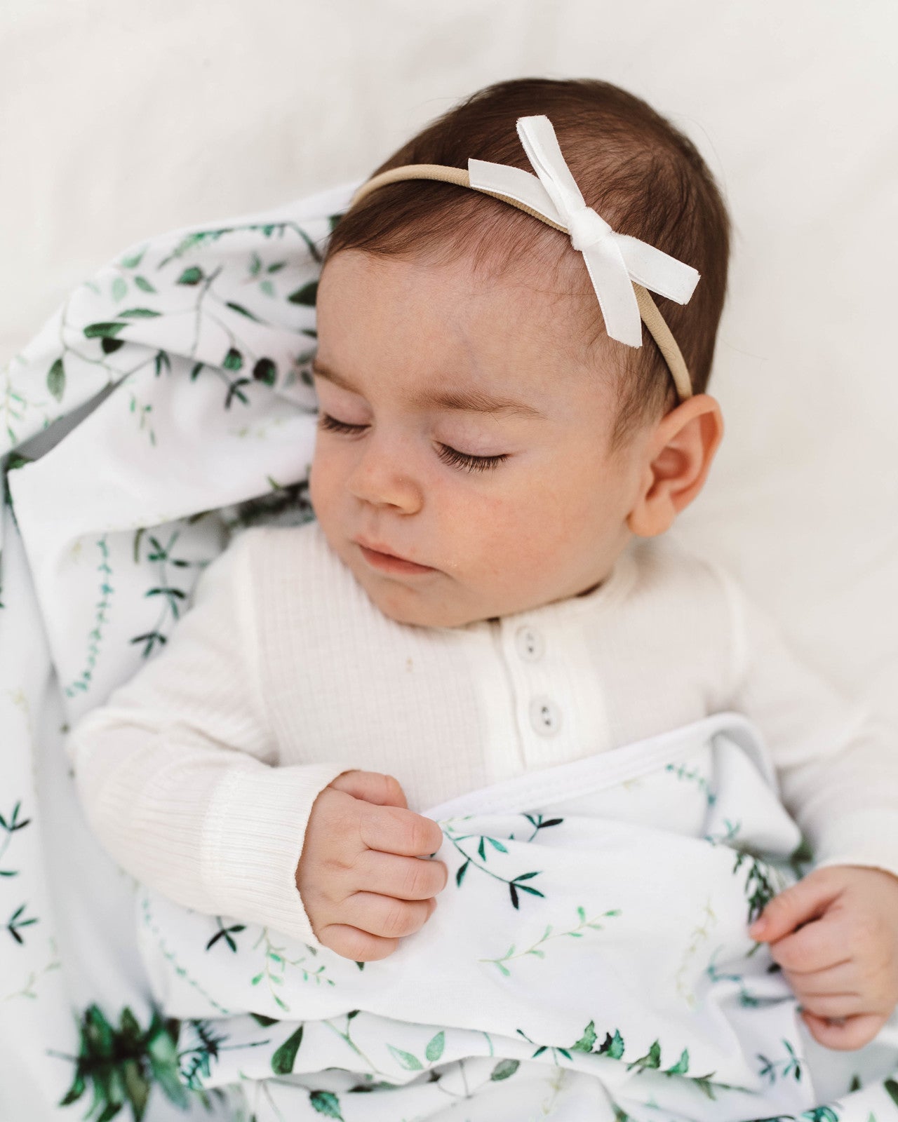 "Snuggle Hunny" - Petite Velvet Bows