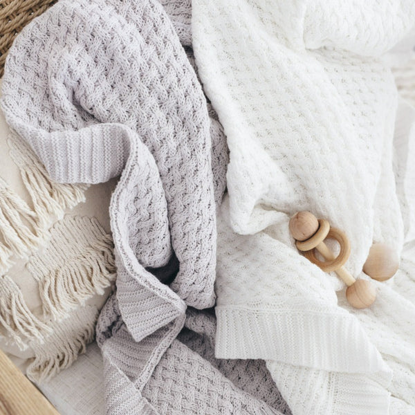 "Snuggle Hunny Kids" - Diamond Knit Baby Blanket